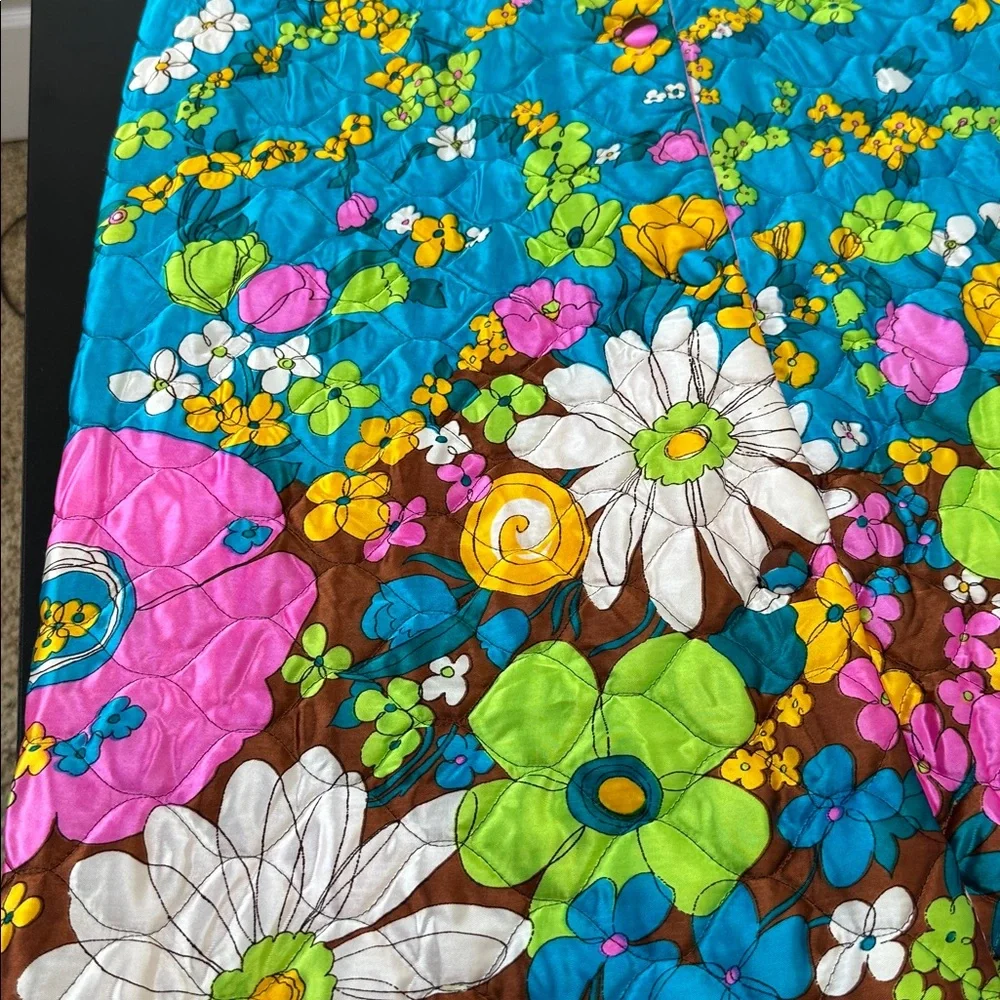 Vintage 70’s Quilted Floral Button Up Maxi Skirt XS/S Vibrant Retro Smooth Silky